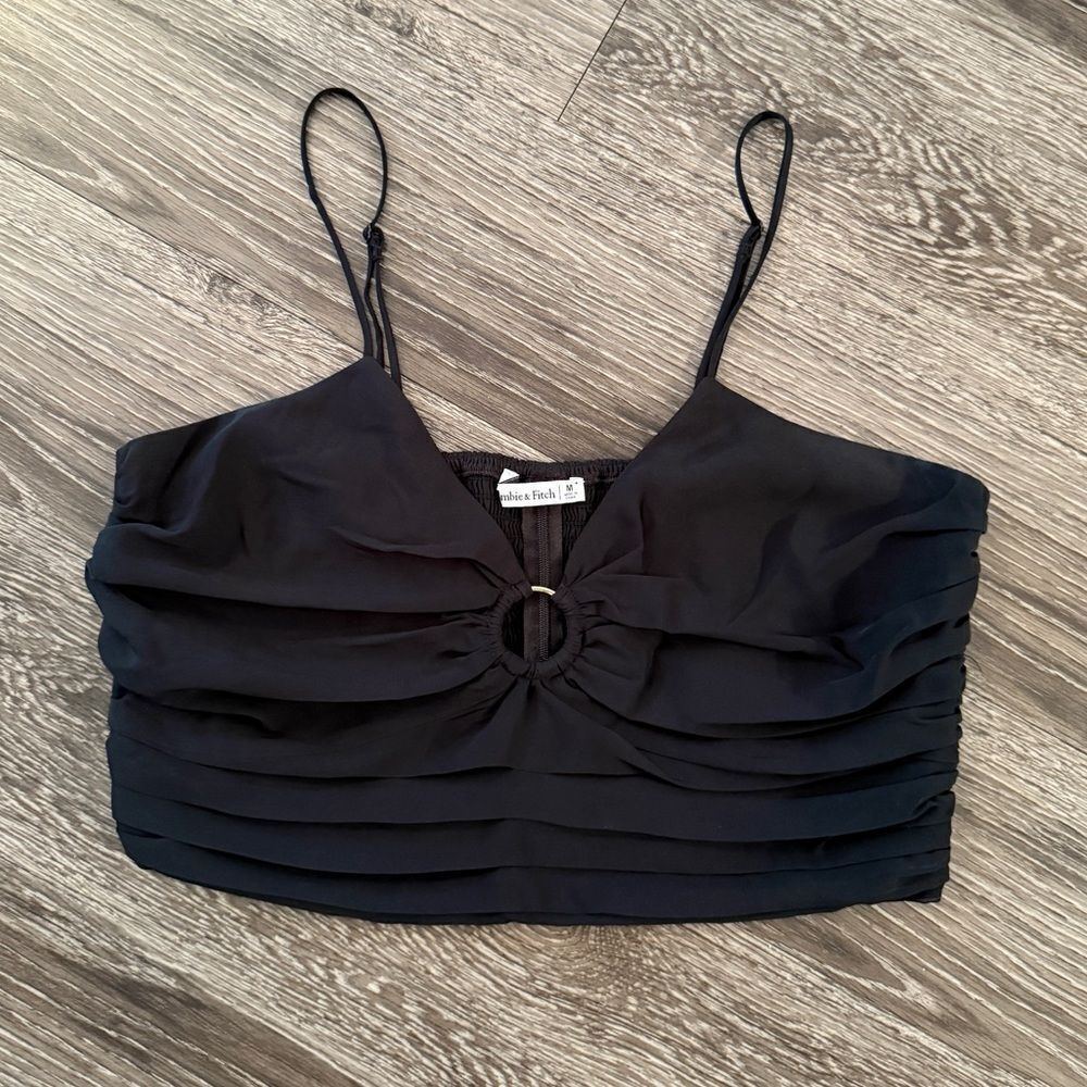 Abercrombie & Fitch Gold Ring Cropped Draped Top